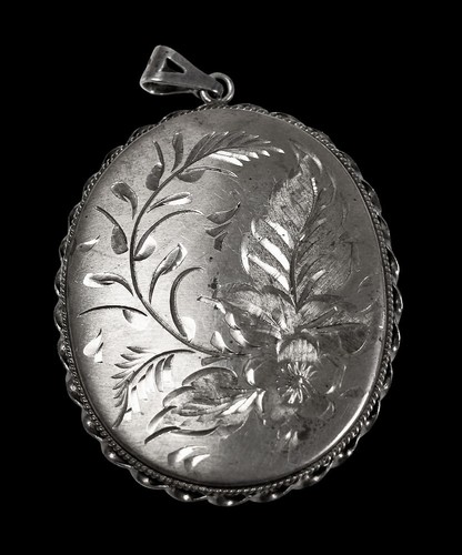 Vintage 1980 sterling - 1980, silver