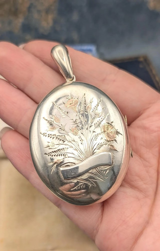Large victorian photo - large, locket