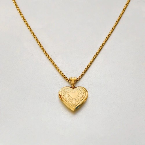 Gold locket necklace - 9k,