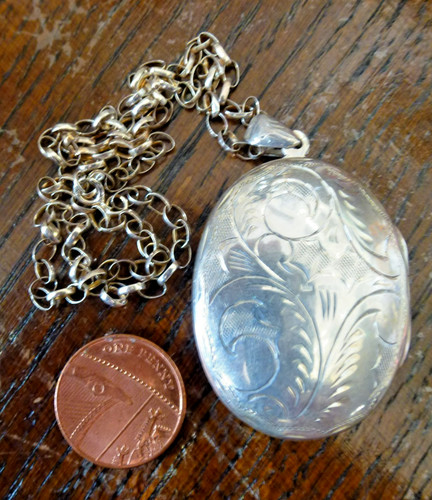 Sterling silver 925 - , etched
